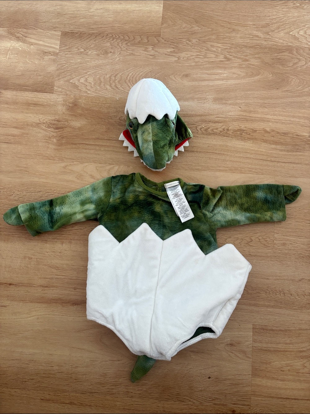 Pottery Barn Kids Green and White Hatchling Dino Costume 6-12 mos.
